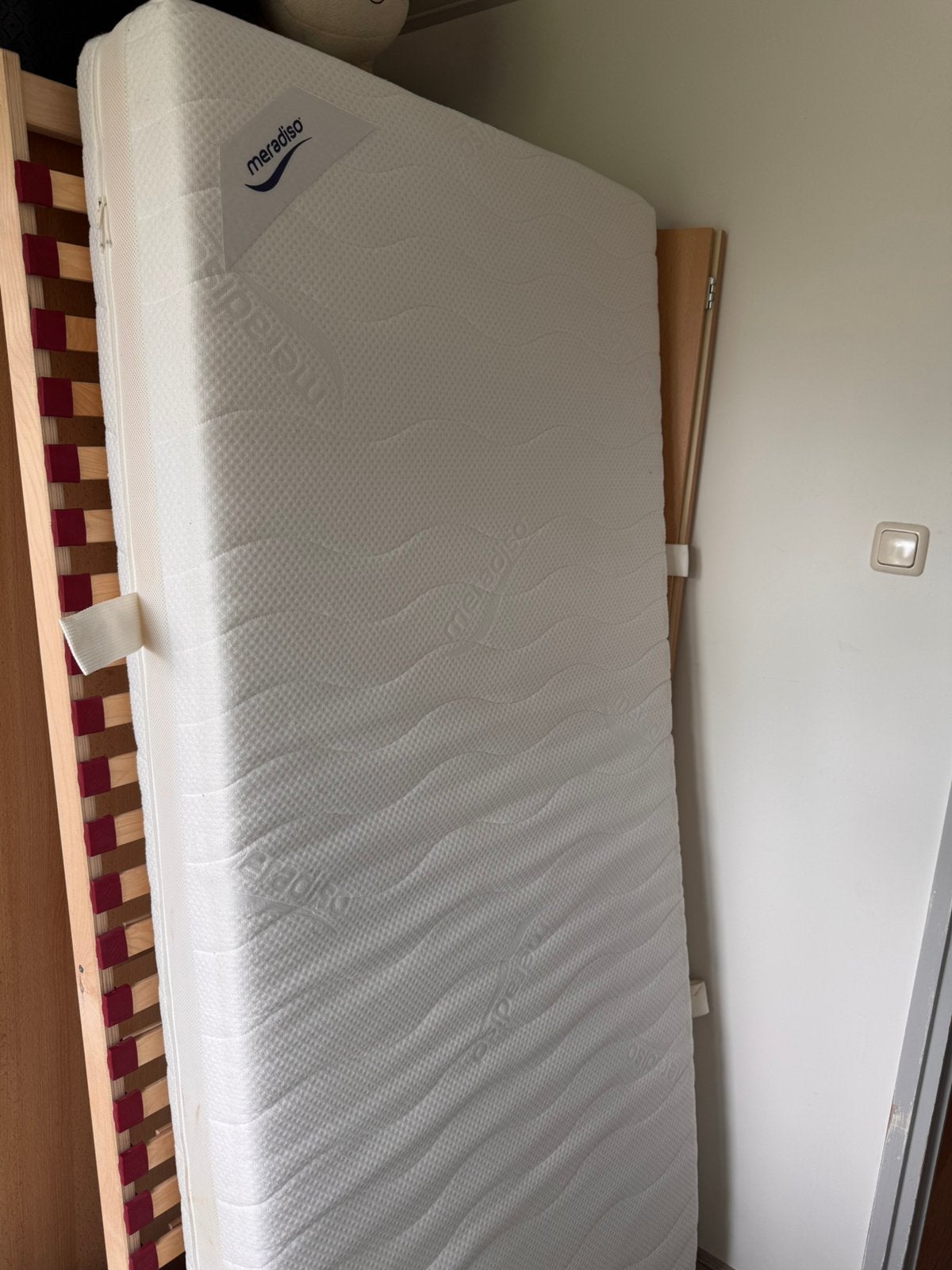 Net eenpersoons matras, Ophalen, Zo goed als nieuw, Eenpersoons, 90 cm