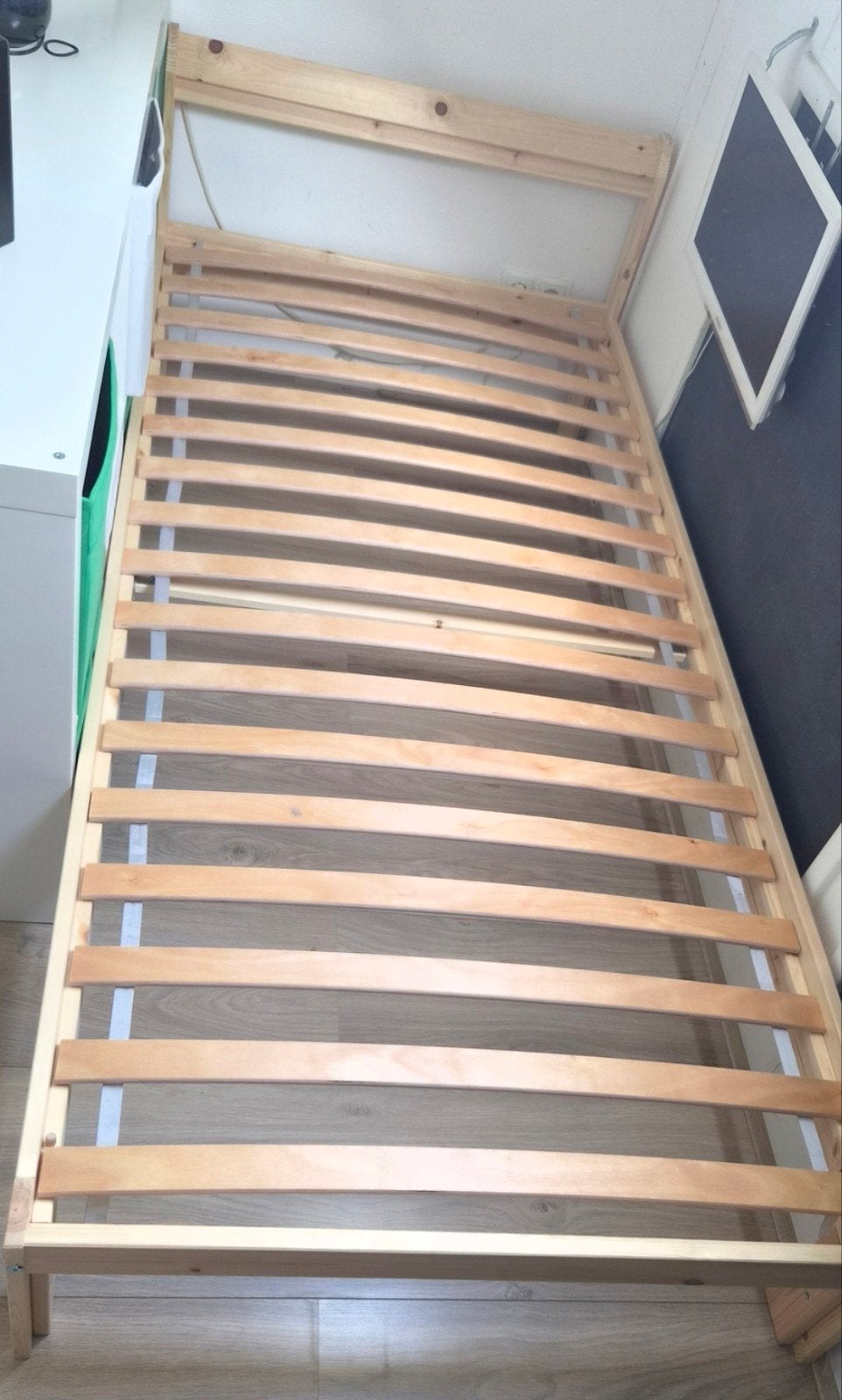 Bedframe grenen 90 x  200 met lattenbodem, Ophalen, 90 cm, Eenpersoons, Bruin