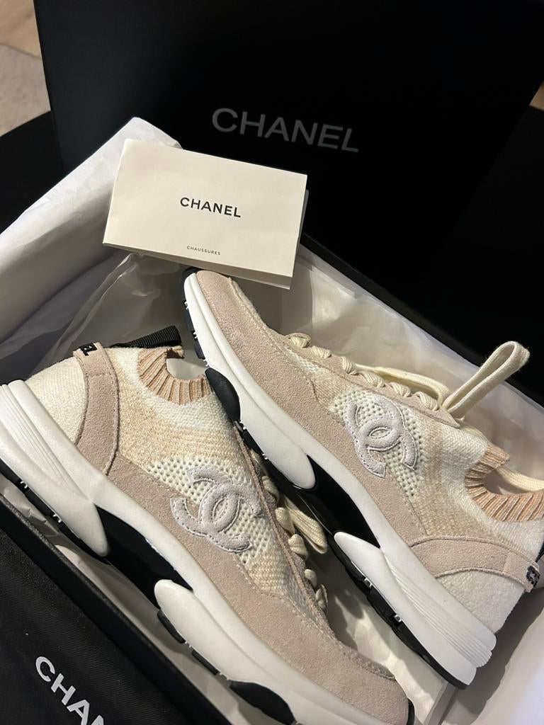 Chanel Sneakers Mesh Beige, Ophalen of Verzenden, Zo goed als nieuw, Beige, Sneakers of Gympen