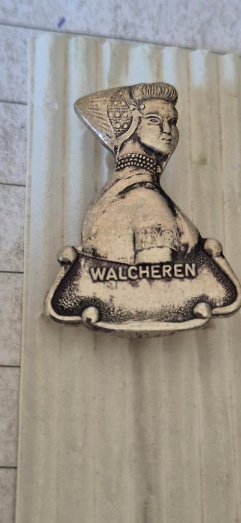 Speldje klederdracht meisje Walcheren, Ophalen of Verzenden, Zo goed als nieuw, Sport