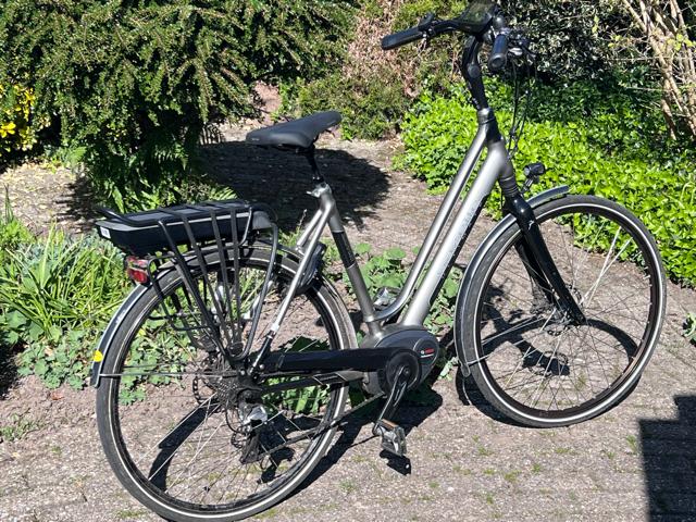 Gazelle Ultimate T10 HMB – Luxe Tourfiets – Bosch Nyon, Ophalen, Zo goed als nieuw, 50 km per accu of meer, 55 tot 59 cm
