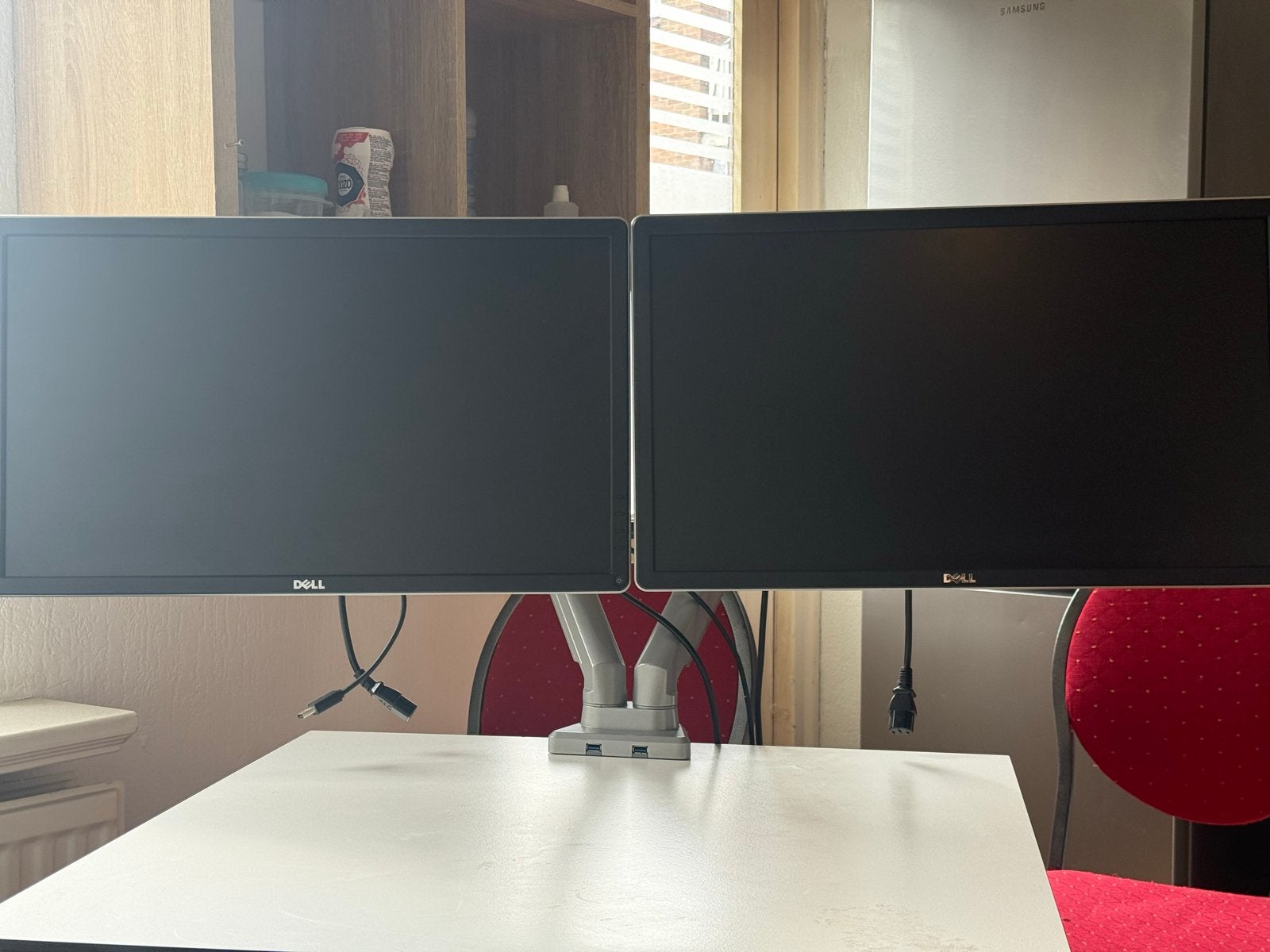2x Dell P2414Hb 24 inch IPS monitor + Articona dubbele arm, Gebruikt, IPS, In hoogte verstelbaar, Full HD