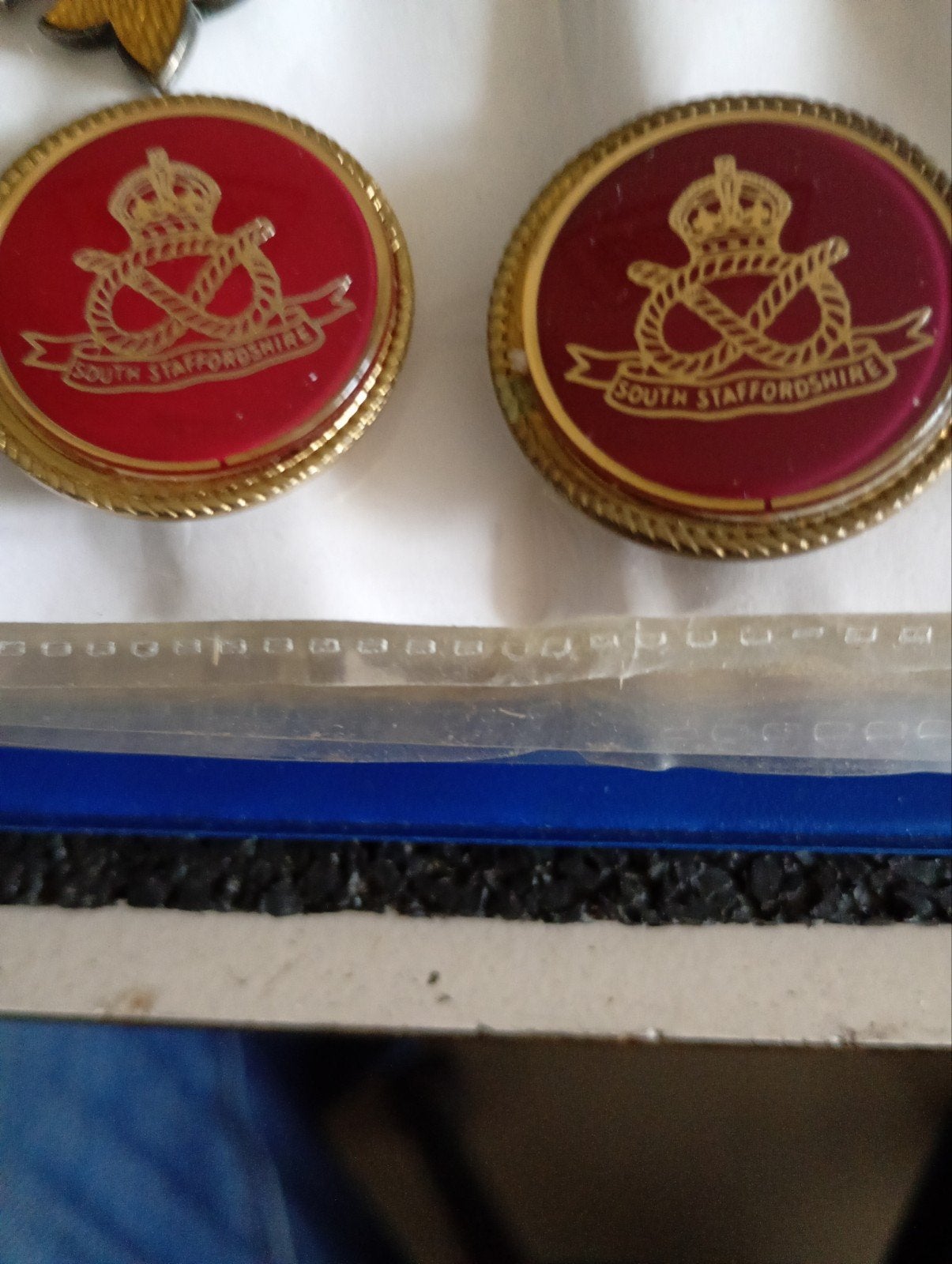2 South Staffordshire Spelden - Militair Verzamelobject, Verzamelen, Ophalen of Verzenden