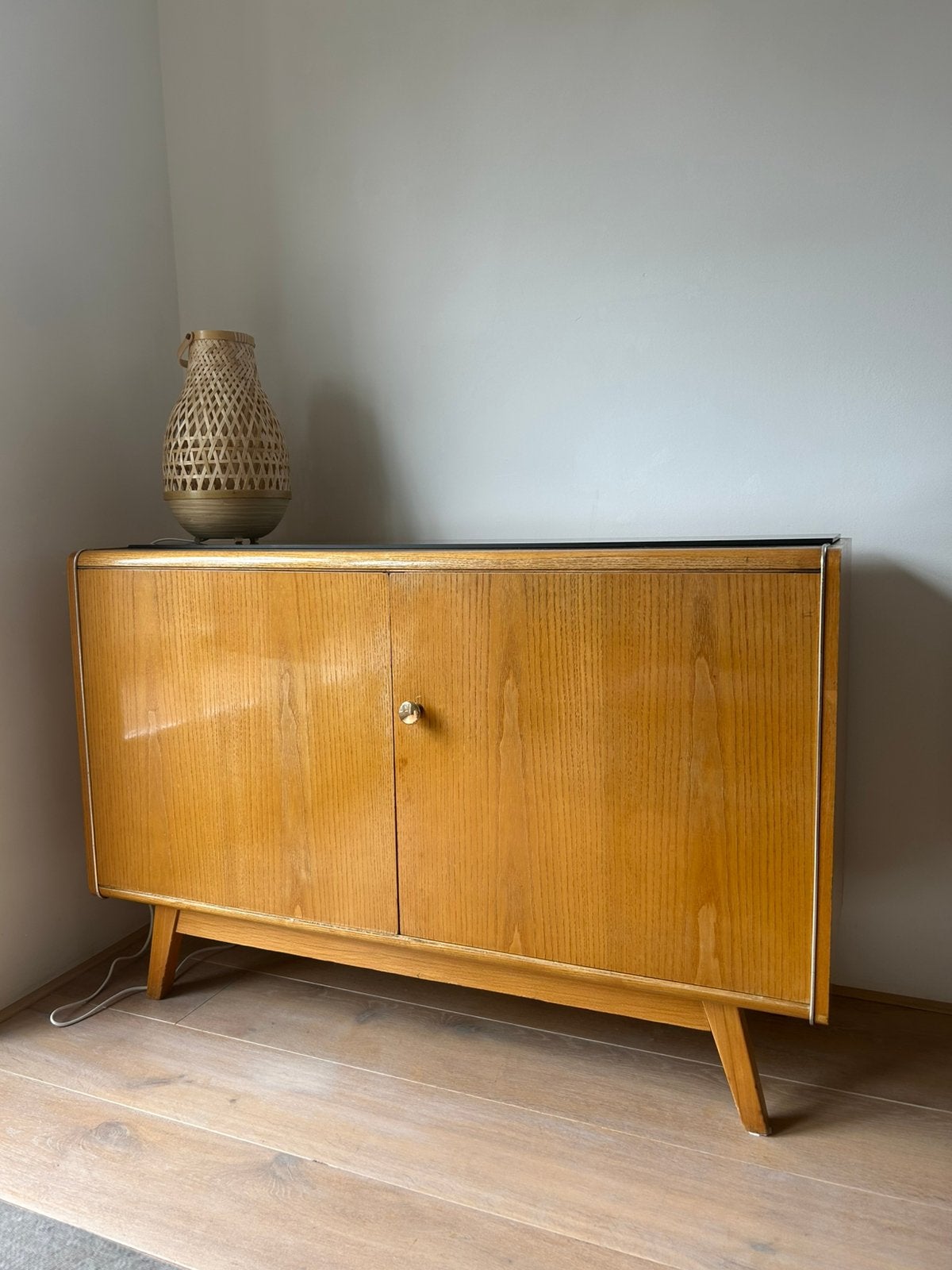 Vintage dressoir jaren 60 ontwerper Bohumil Landsman Jitona, Ophalen, Gebruikt, 100 tot 150 cm, 25 tot 50 cm