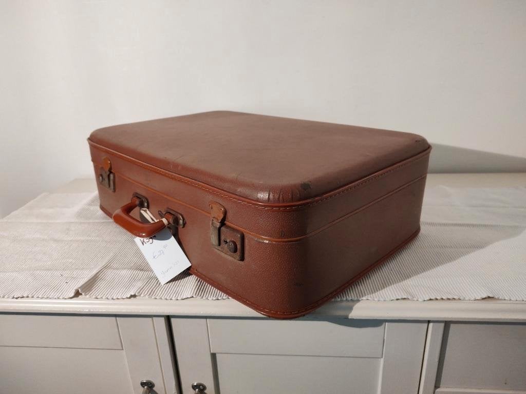 K394 VINTAGE jaren 50 koffer van geperst karton, Sieraden, Tassen en Uiterlijk, Koffers, 60 tot 70 cm, Overige materialen, Gebruikt
