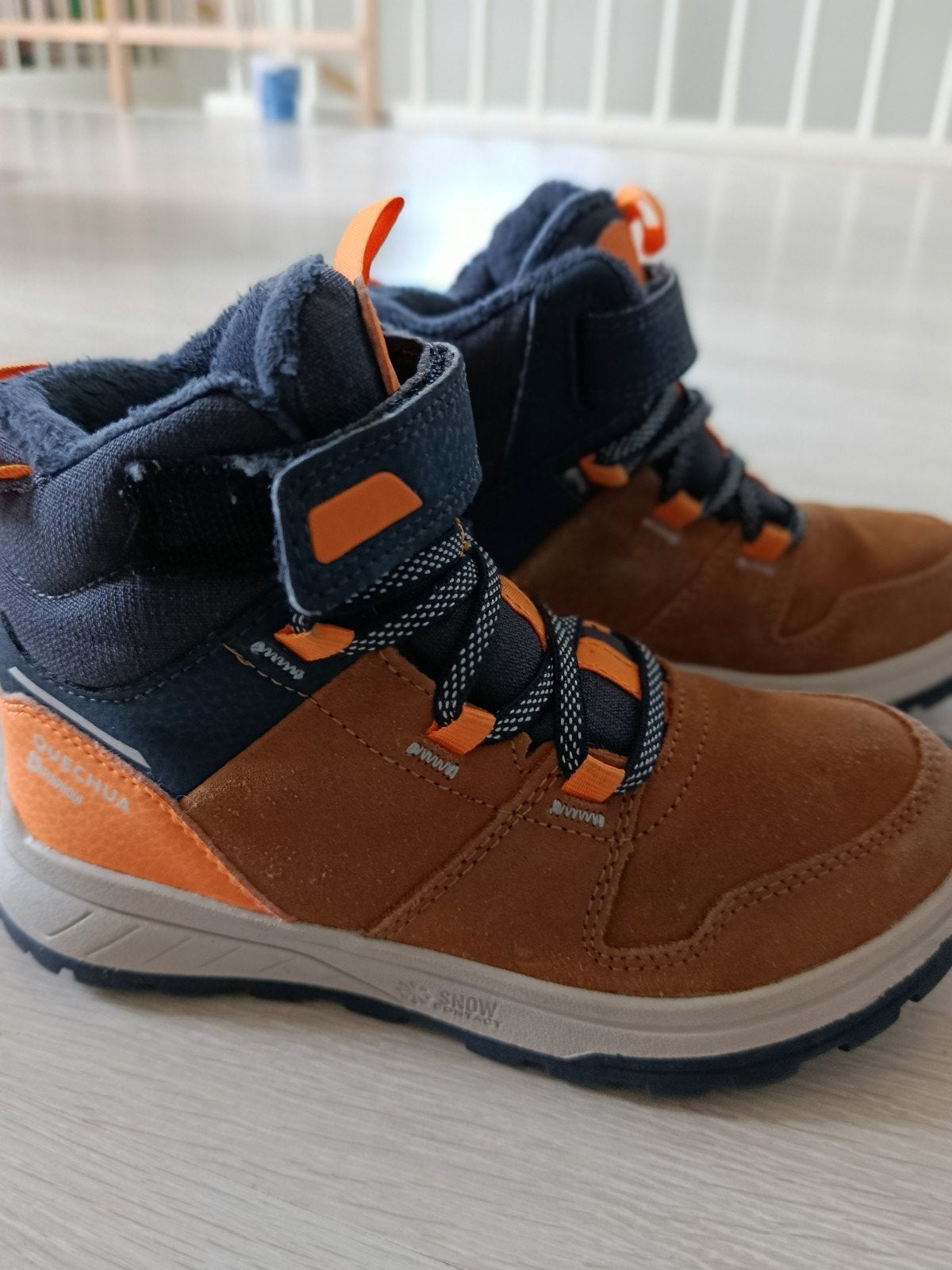 Quechua kinderlaarzen - bruin/oranje, maat 30, Gebruikt, Quechua, Jongen of Meisje, Ophalen of Verzenden