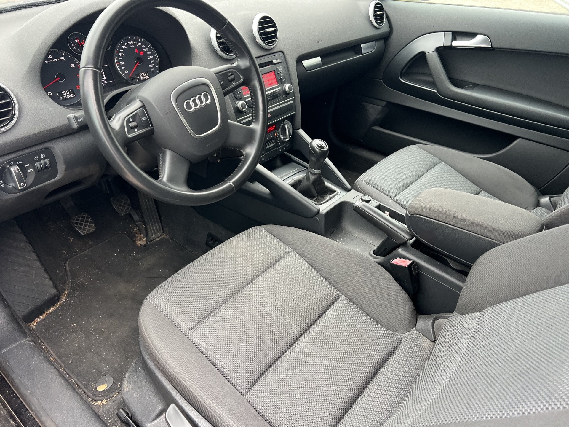 Audi A3 1.6 Attraction | Nieuw Binnen! | Lees Tekst | Zo Mee, Auto's, Audi, Voorwielaandrijving, 1160 kg, Zwart, 4 cilinders