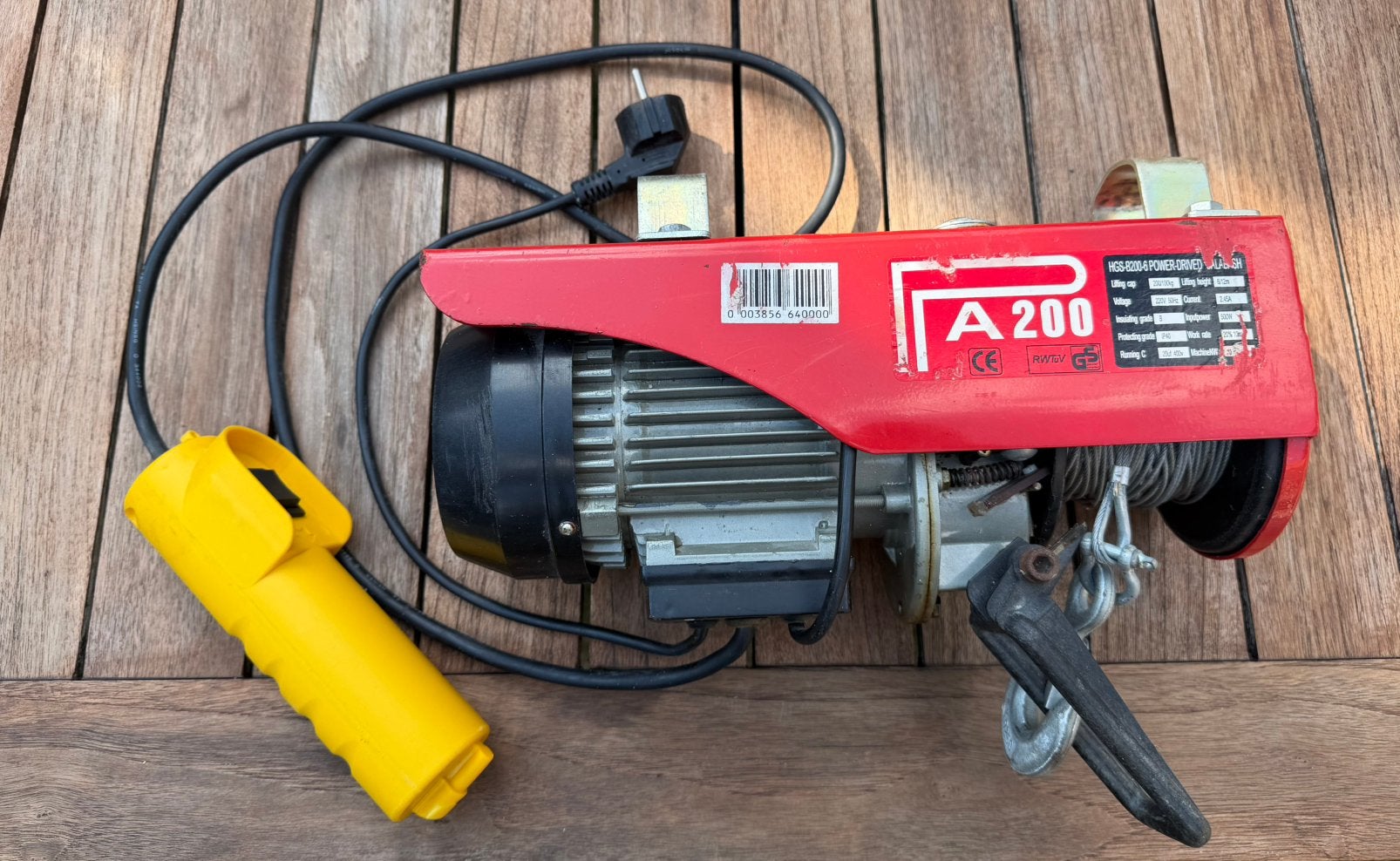 Elektrische takel / lier A200 100/200 kg 500W – werkt goed, Ophalen, Gebruikt, Elektrisch