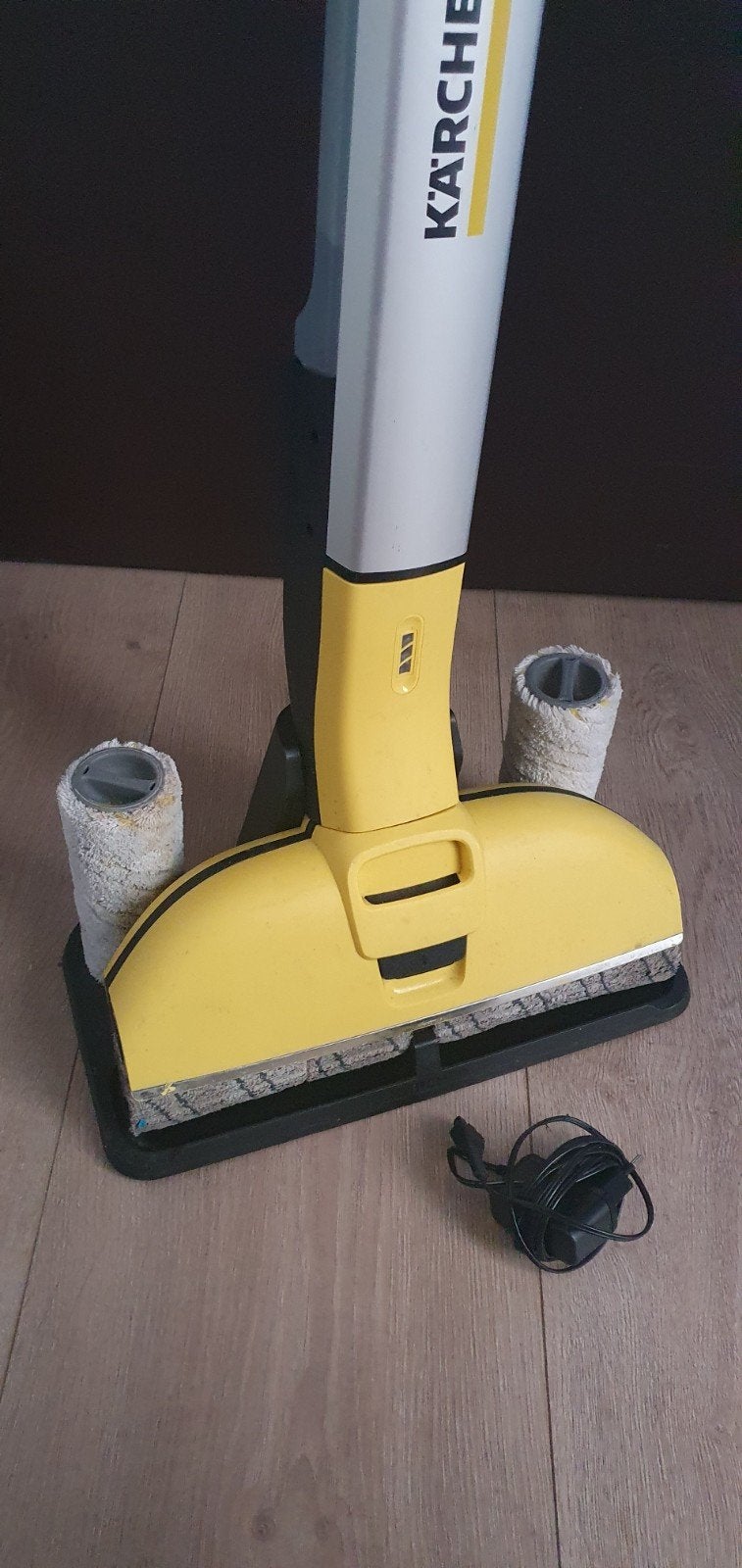 Kärcher FC3 accu-dweil met oplader en 2 reserverollen, Ophalen, Gebruikt