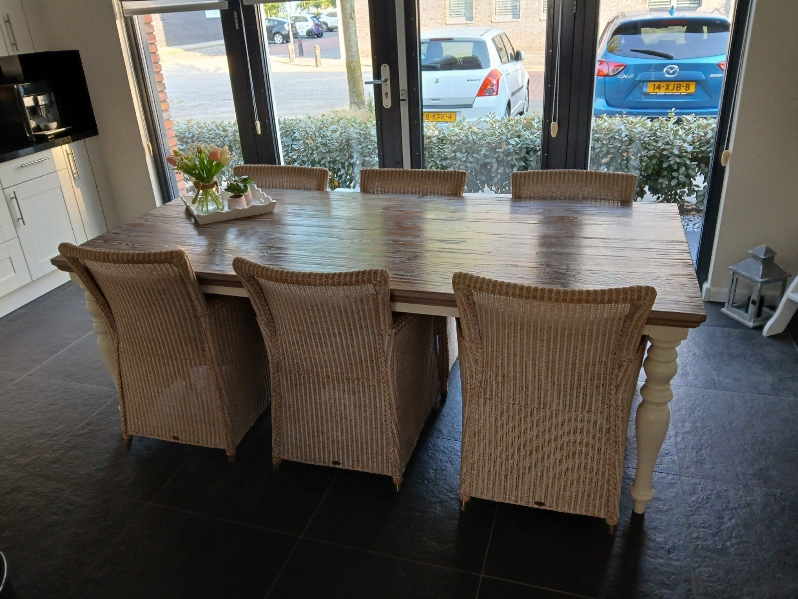 Eettafel met 6 loom stoelen., Ophalen, Gebruikt, 4 tot 6 stoelen