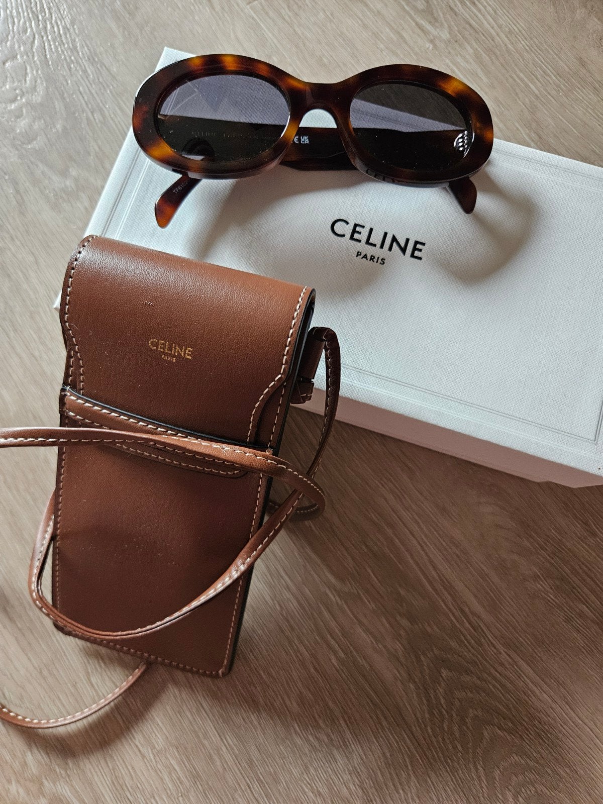 Celine zonnebril, Sieraden, Tassen en Uiterlijk, Zonnebrillen en Brillen | Dames, Ophalen of Verzenden, Zo goed als nieuw, Zwart