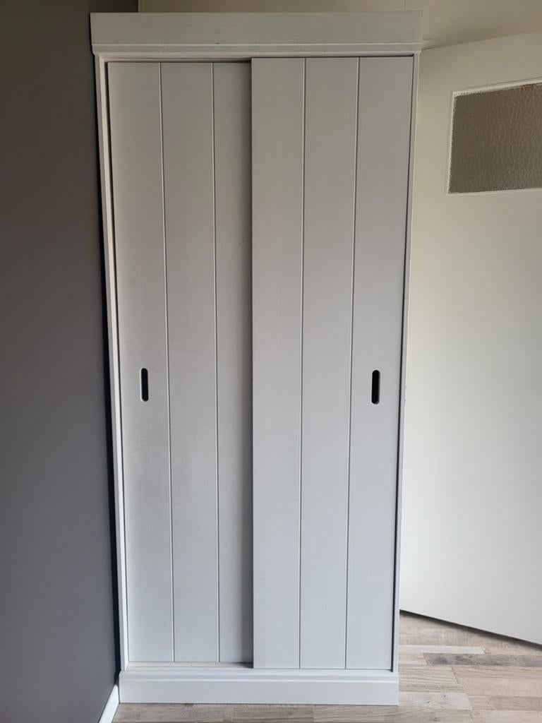 Witte schuifdeurkast - kledingkast / speelgoedkast, Huis en Inrichting, Ophalen, 50 tot 100 cm, 150 tot 200 cm, 25 tot 50 cm