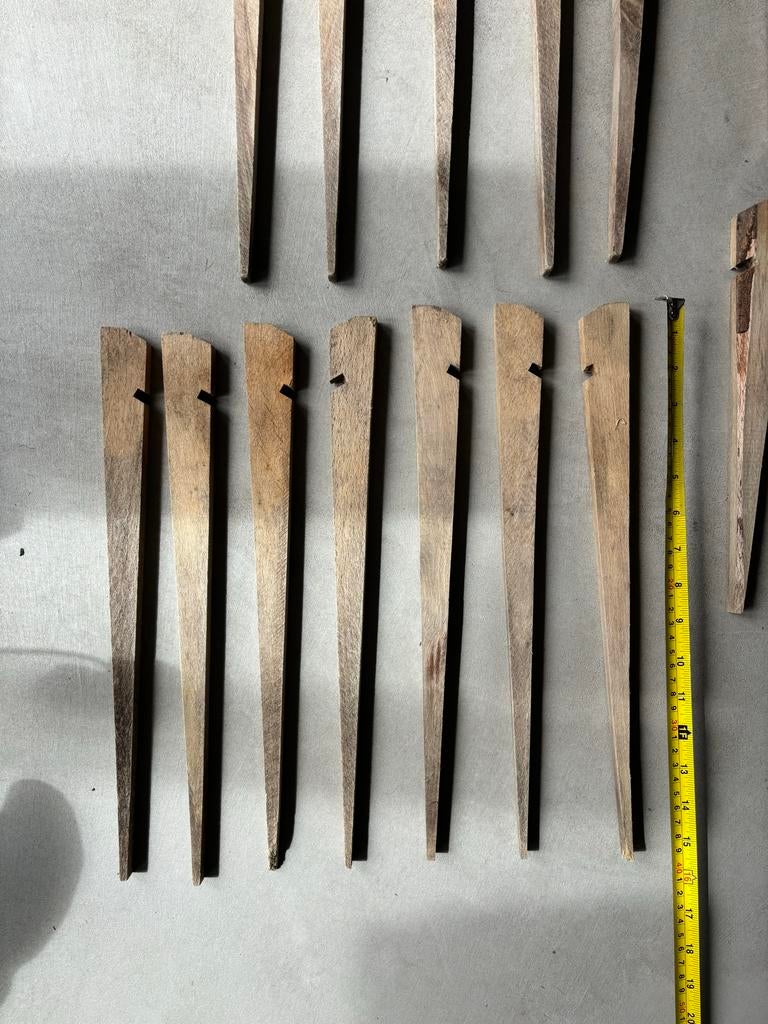 Houten haringen voor zandgrond - zie foto’s, Ophalen of Verzenden, Gebruikt
