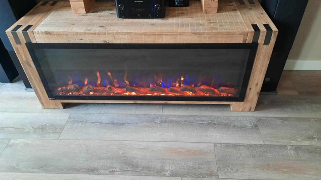Mooi tv meubel met haard  uit de Bassano serie, Ophalen of Verzenden, Zo goed als nieuw, Vrijstaande haard, Elektrische haard