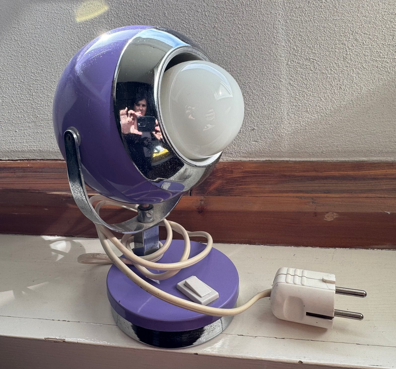 Vintage eyeball lamp - lila, Ophalen of Verzenden, Zo goed als nieuw, Minder dan 50 cm