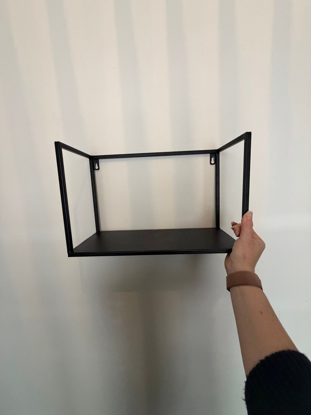 3 metalen ophang rekjes - zwart, Ophalen, Gebruikt
