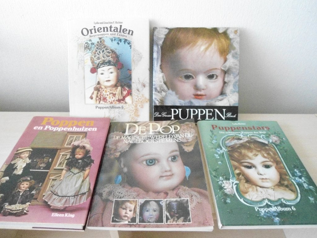 5 Oude Boeken over Poppen, Verzamelen, Ophalen of Verzenden, Gebruikt, Pop