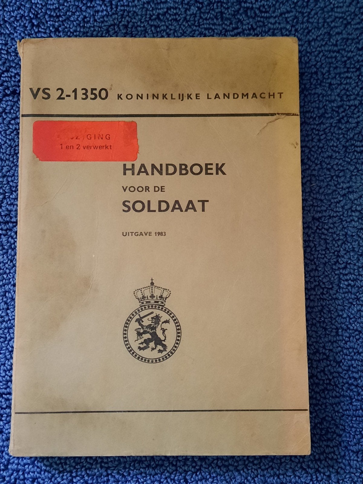 Handboek voor de soldaat uitgave 1983, Boeken, Oorlog en Militair, Gelezen, Ophalen of Verzenden, Landmacht, 1945 tot heden