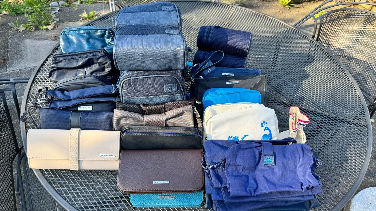 Diverse KLM tasjes - Jantaminiau, Viktor&Rolf, Ophalen of Verzenden, Gebruikt, Blauw, Overige typen