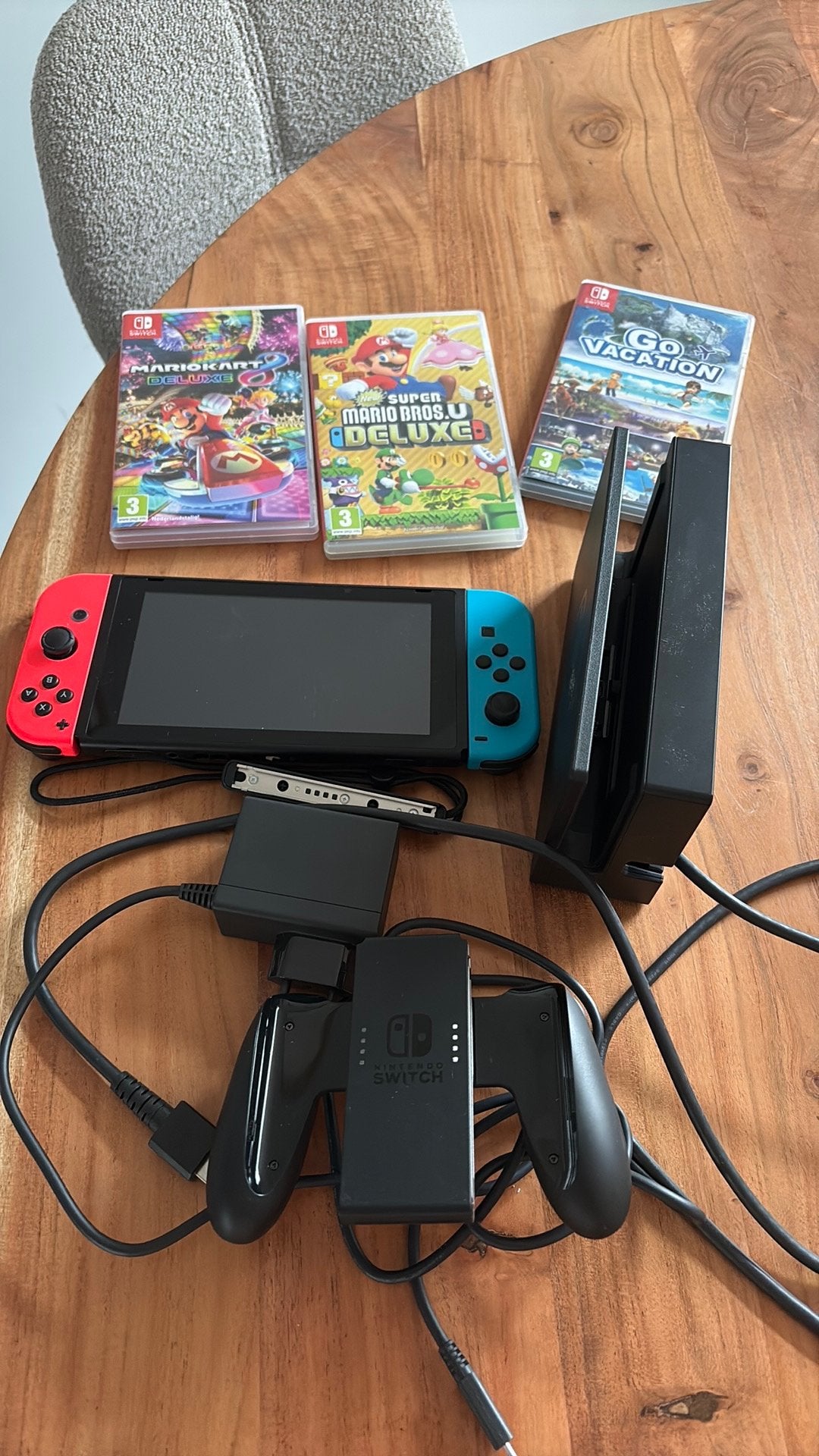 Nintendo switch inclusief 3 spellen
