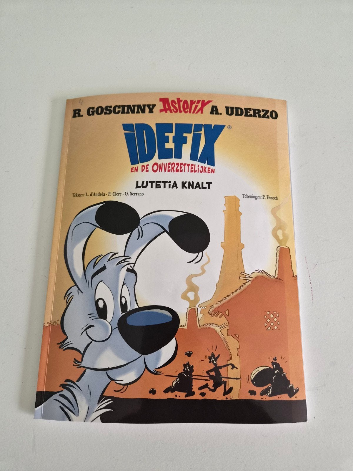 Idefix en de Onvergetelijken - Lutetia Knalt, Boeken, Ophalen of Verzenden