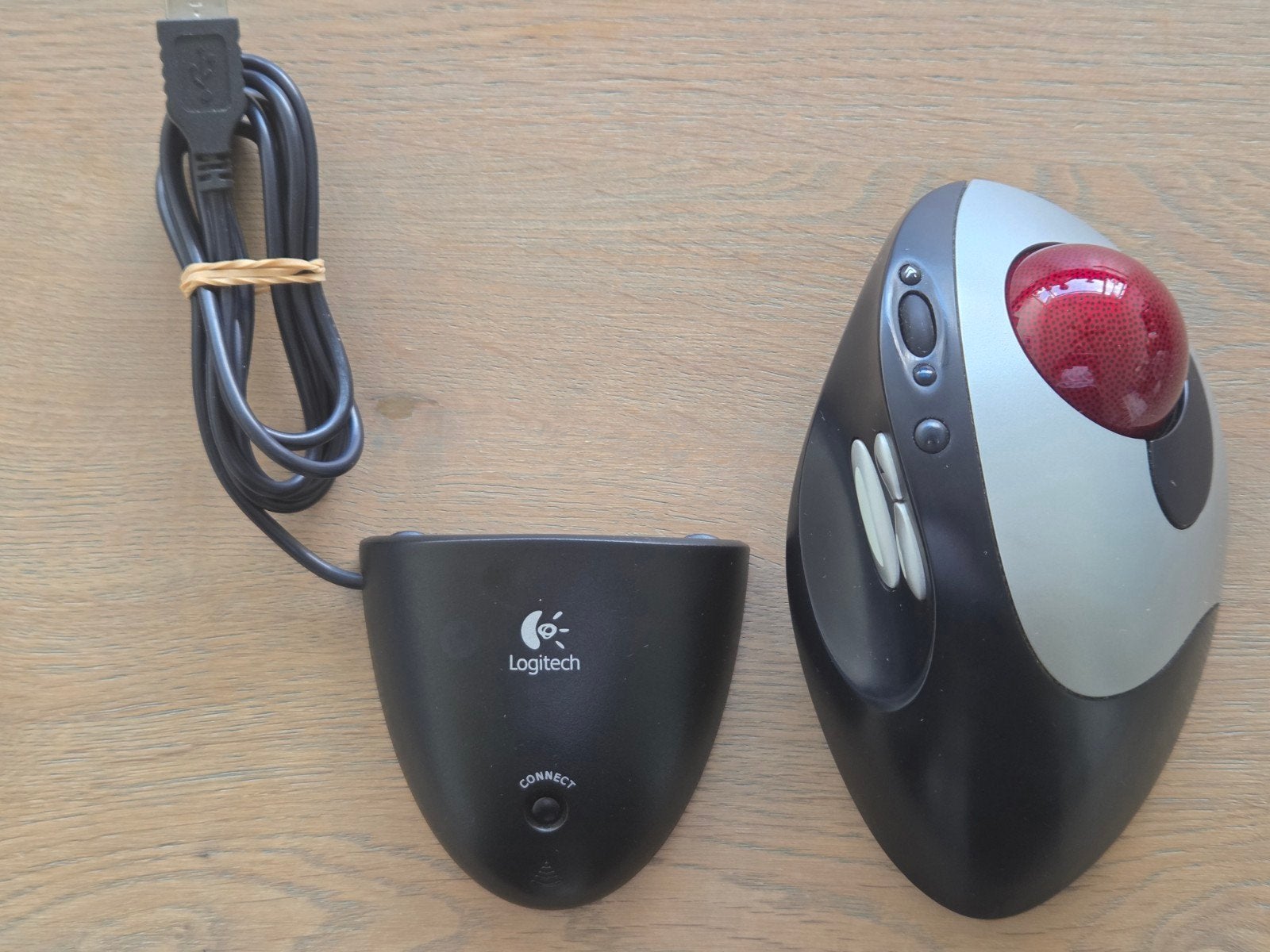Logitech Wireless Optical TrackMan Trackball, Rechtshandig, Gebruikt, Ergonomisch, Logitech
