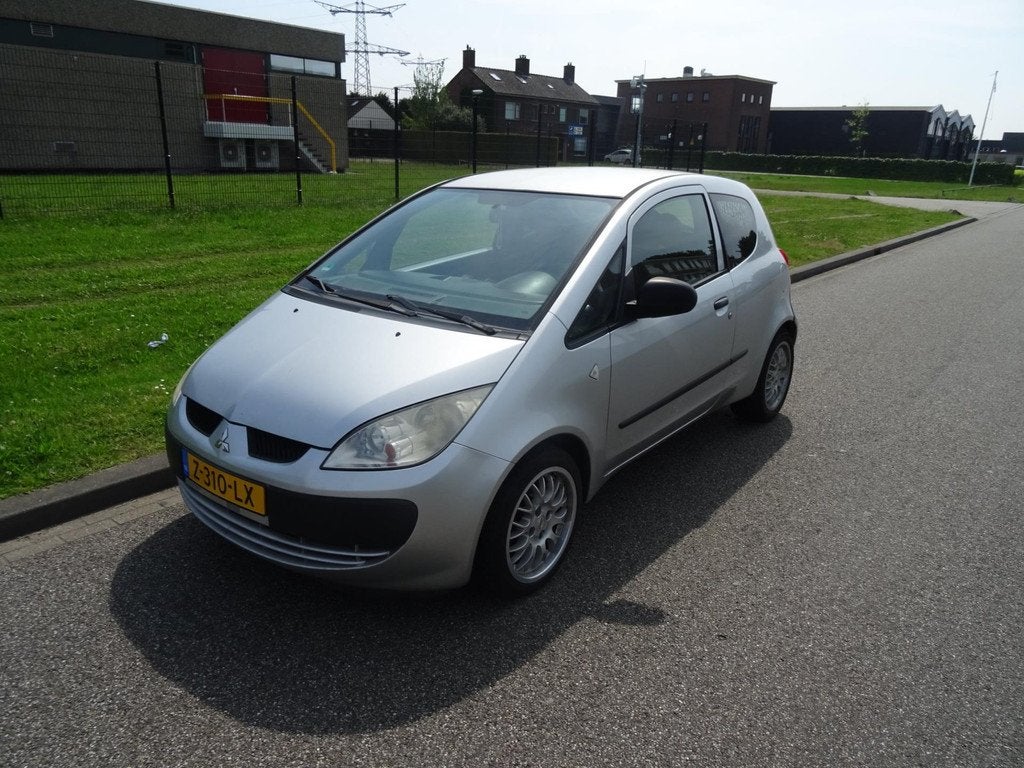 Mitsubishi Colt 1.1 Inform, Voorwielaandrijving, Gebruikt, Colt, Bedrijf