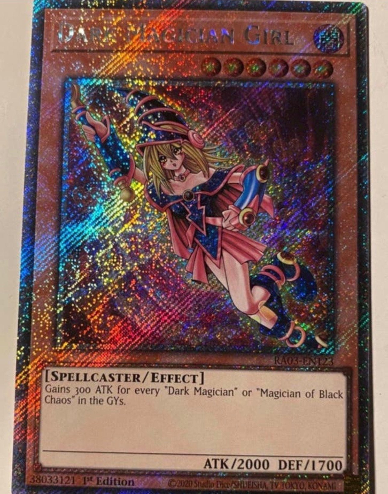 Yu-Gi-Oh! Dark Magician Girl RA03 1st Edition !, Hobby en Vrije tijd, Verzamelkaartspellen | Yu-gi-Oh!, Ophalen of Verzenden, Zo goed als nieuw