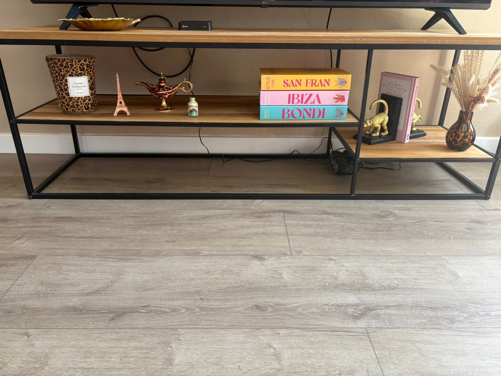 Tv meubel, Ophalen, Gebruikt, 25 tot 50 cm, Minder dan 100 cm
