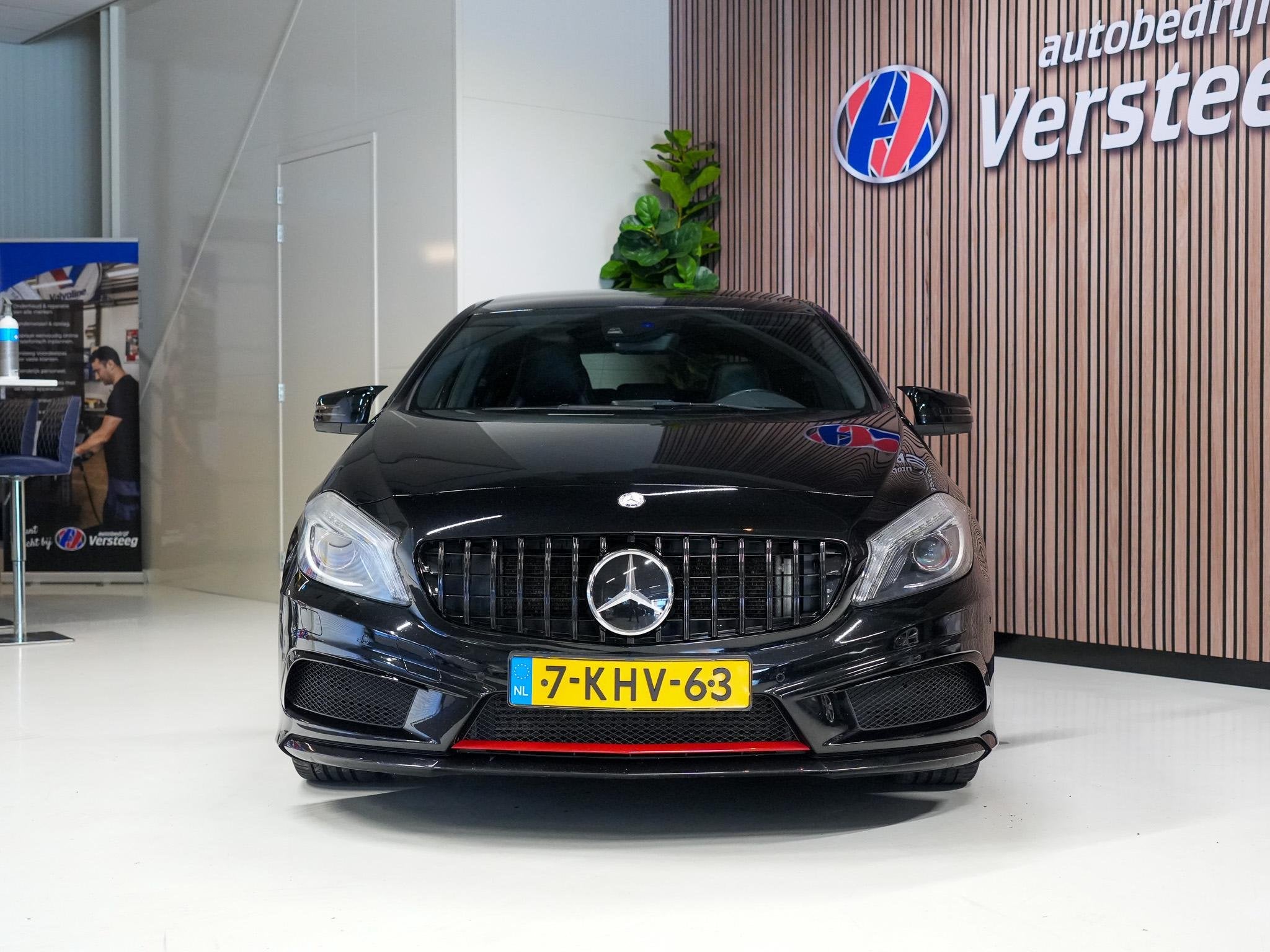 Mercedes-Benz A-klasse 250 Sport Ambition, Auto's, 730 kg, Gebruikt, 4 cilinders, Zwart