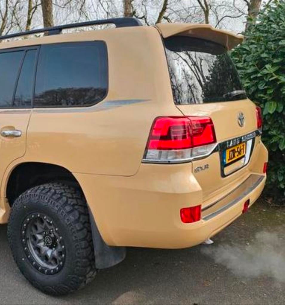 Foto 5 van Toyota Landcruiser V8 Petrol 4.7L unieke Youngtimer