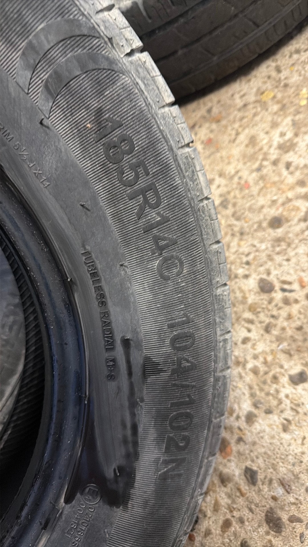 185 r14 aanhangerband 3 stuks gratis, Ophalen, Gebruikt, ., .