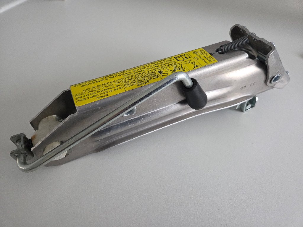 Originele Audi/VW krik, A3/A4/A6/Golf/Passat/Vento NIEUW!, Ophalen of Verzenden, Nieuw, Manueel, Schaarkrik