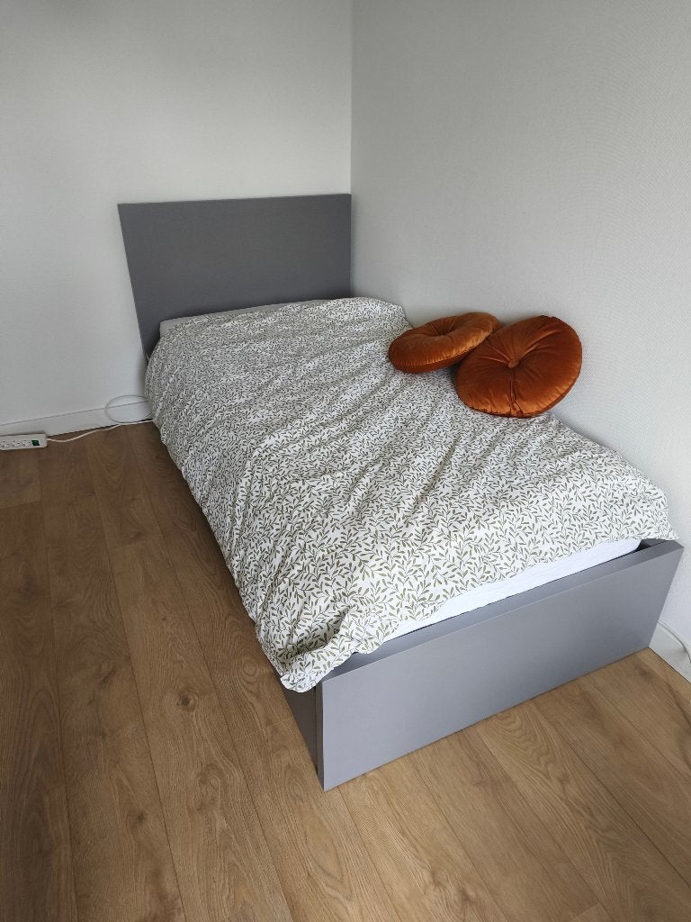 Bed "Malm" Ikea, Huis en Inrichting, Slaapkamer | Bedden, Ophalen, Overige materialen, 90 cm, Eenpersoons