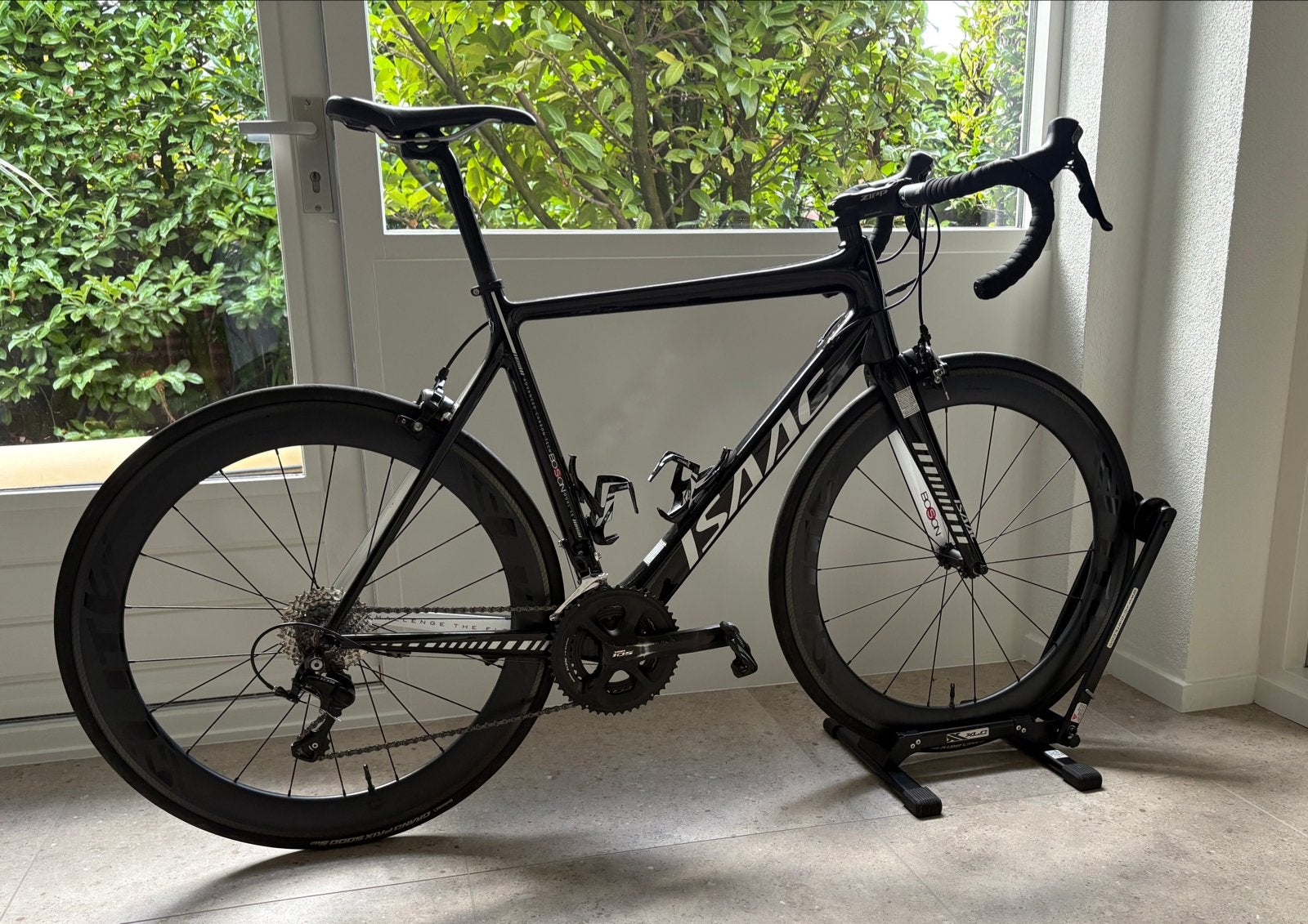 Isaac boson met vermogensmeter, 28 inch, Gebruikt, Carbon, Meer dan 20 versnellingen