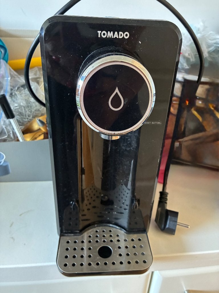 Tomado heetwaterdispenser - Zwart, 1 tot 2 liter, Ophalen of Verzenden, Zo goed als nieuw