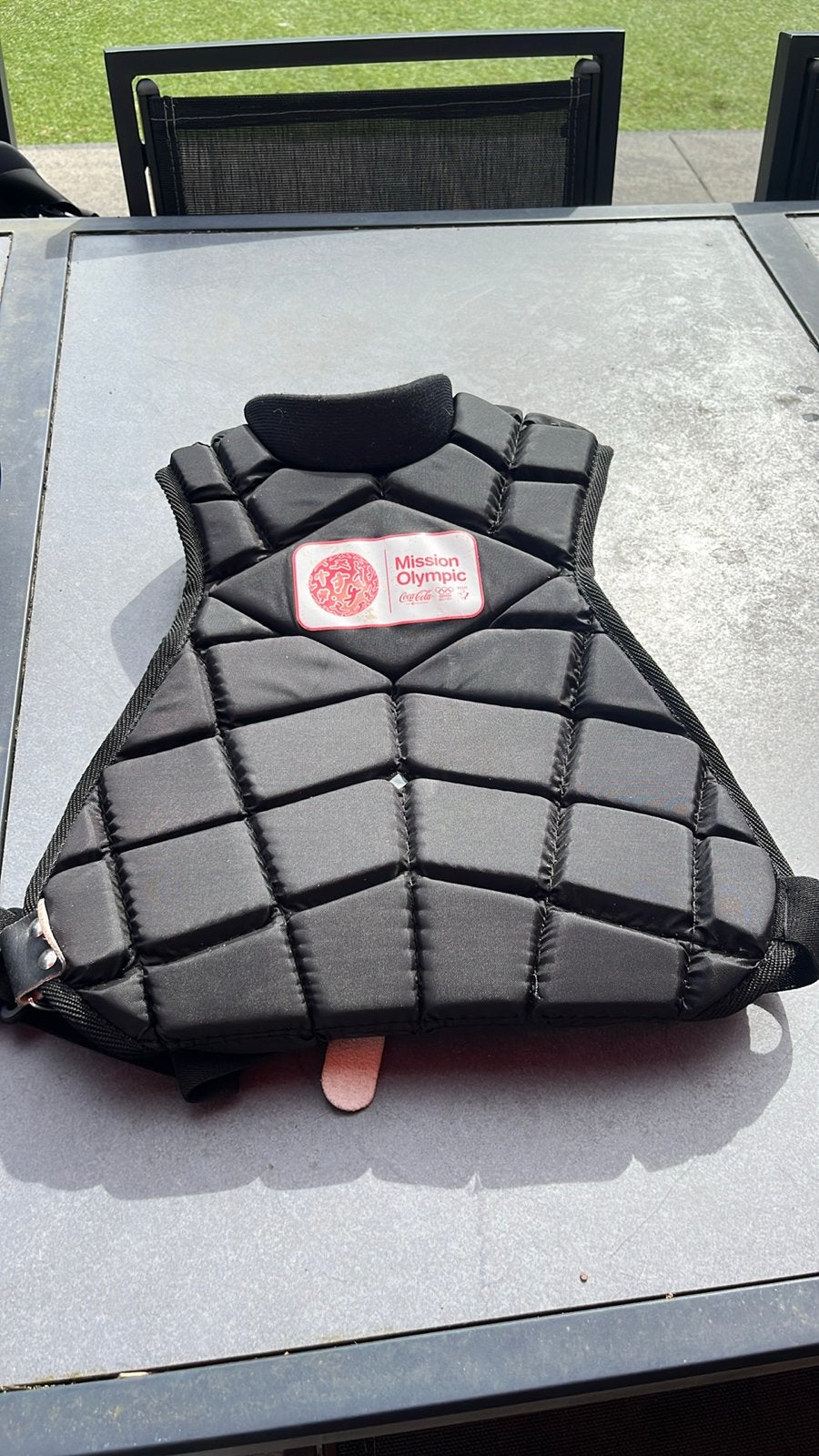 Honkbal pupillen helm en catcher vest, Sport en Fitness, Honkbal en Softbal, Ophalen of Verzenden, Gebruikt, Honkbal, Kleding