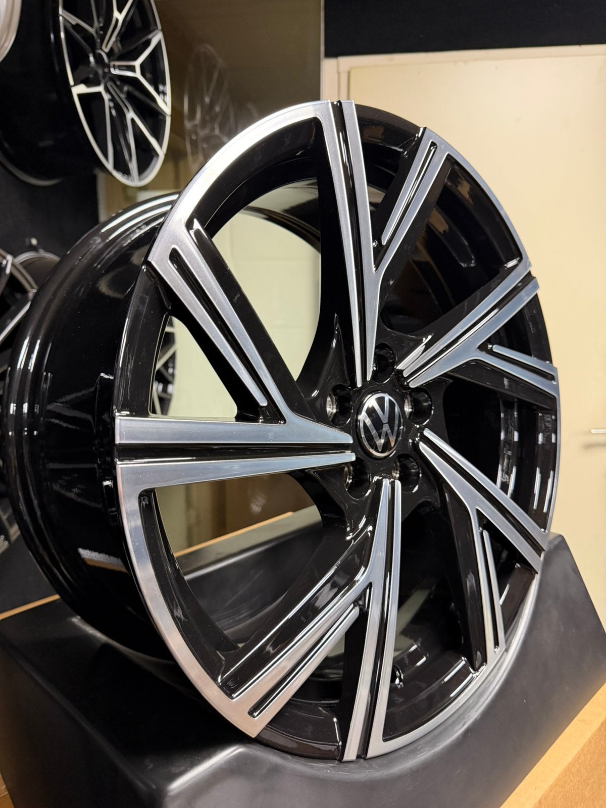 17 inch velgen voor Volkswagen Bergamo R-line 5x100 Polo 2g, Velg(en), Nieuw, 17 inch, Ophalen of Verzenden