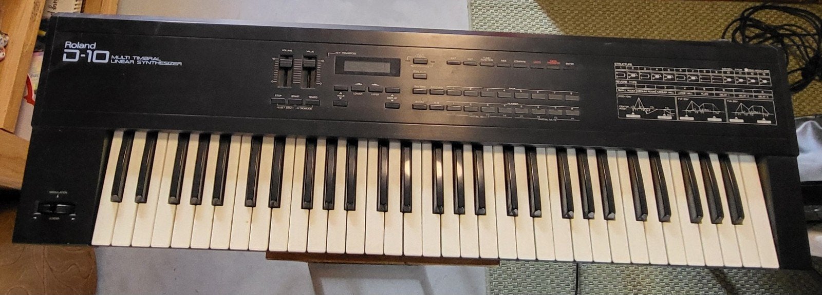 Roland D-10 synth/Lees adv/stekker/piano/toets/vintage, Muziek en Instrumenten, Ophalen, Gebruikt, 61 toetsen, Roland