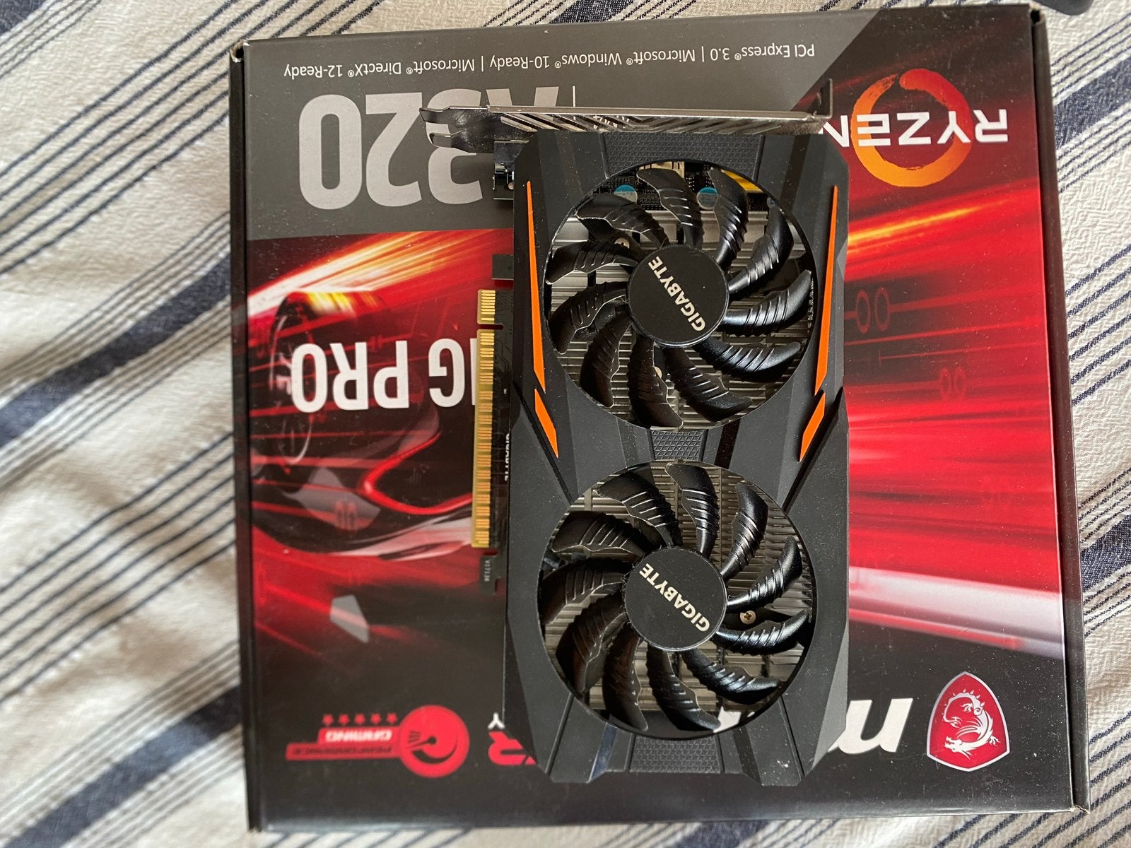 Gigabyte GeForce GTX 1050 Ti + 1x 8GB  2666 Mhz DDR4 RAM, PCI-Express 3, Gebruikt, HDMI, Ophalen of Verzenden
