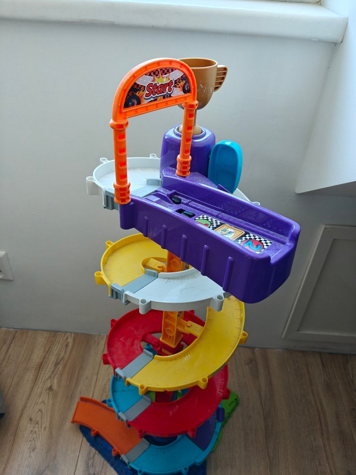 VTech Toet Toet Auto's Racebaan - Grote Spiraal Toren, Overige merken, Racebaan, Zelf te bouwen, Ophalen of Verzenden