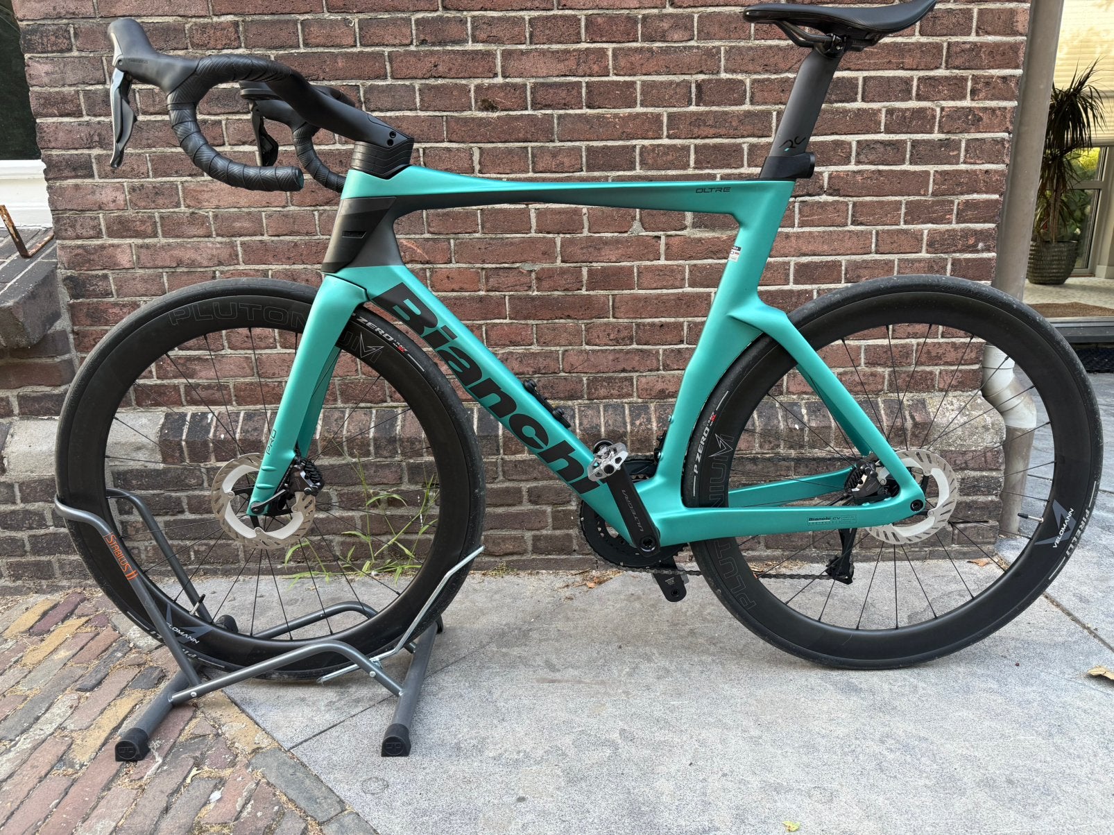 Bianchi Oltre Pro | maat 59 | 2026 | Shimano Ultegra Di2, Fietsen en Brommers, 28 inch, Carbon, Heren, Zo goed als nieuw