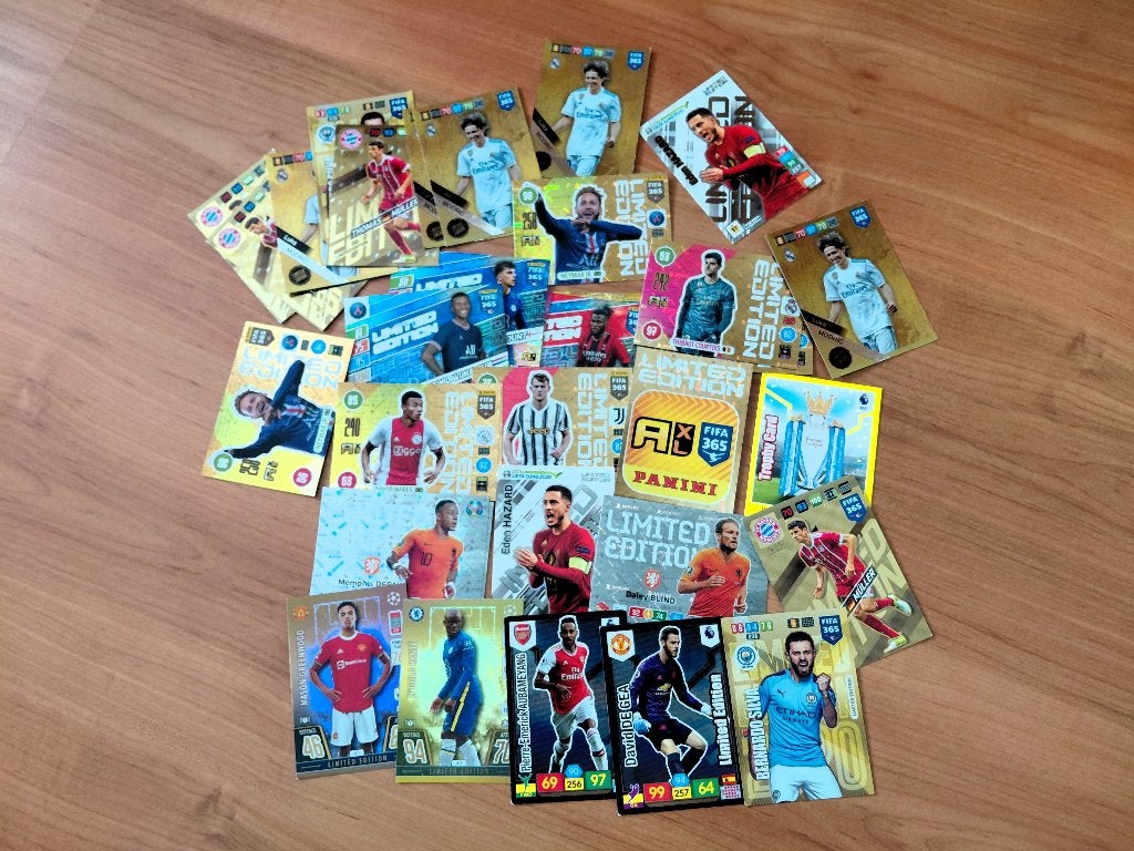 Panini fifa 365 verzamel kaarten Limited Edition, Ophalen of Verzenden, Zo goed als nieuw, Buitenlandse clubs, Poster, Plaatje of Sticker