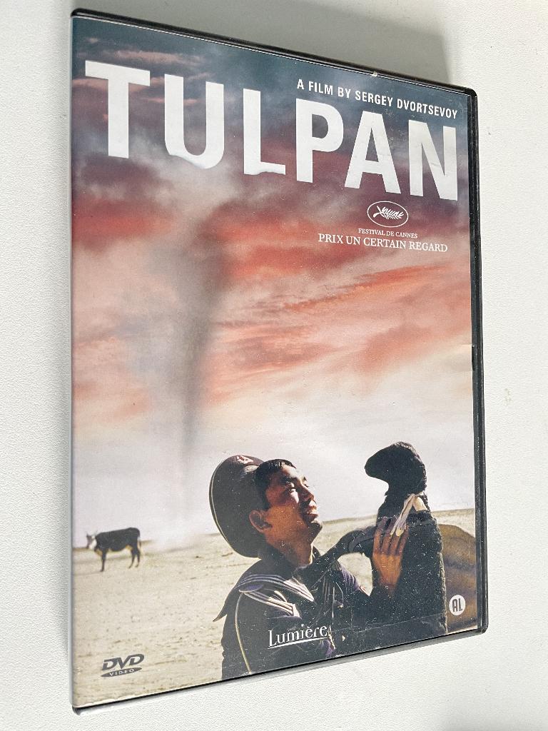 Tulpan van Sergey Dvortsevoy, Alle leeftijden, Verzenden, Zo goed als nieuw, Azië