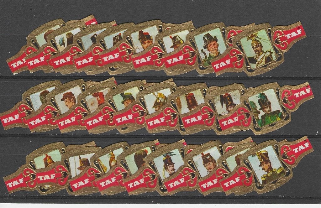 reeks  3032  helmen   1-24    sigarenbanden, Ophalen of Verzenden, Zo goed als nieuw, Sigarenbandjes