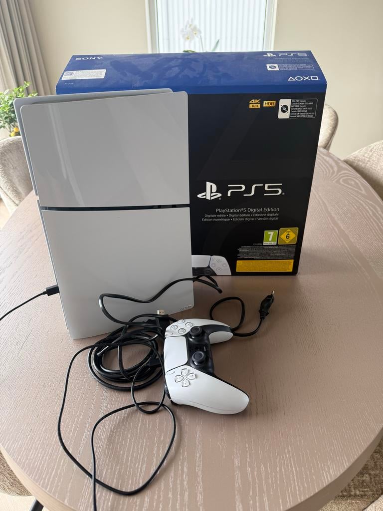 Ps5 digital versie, Ophalen, Zo goed als nieuw
