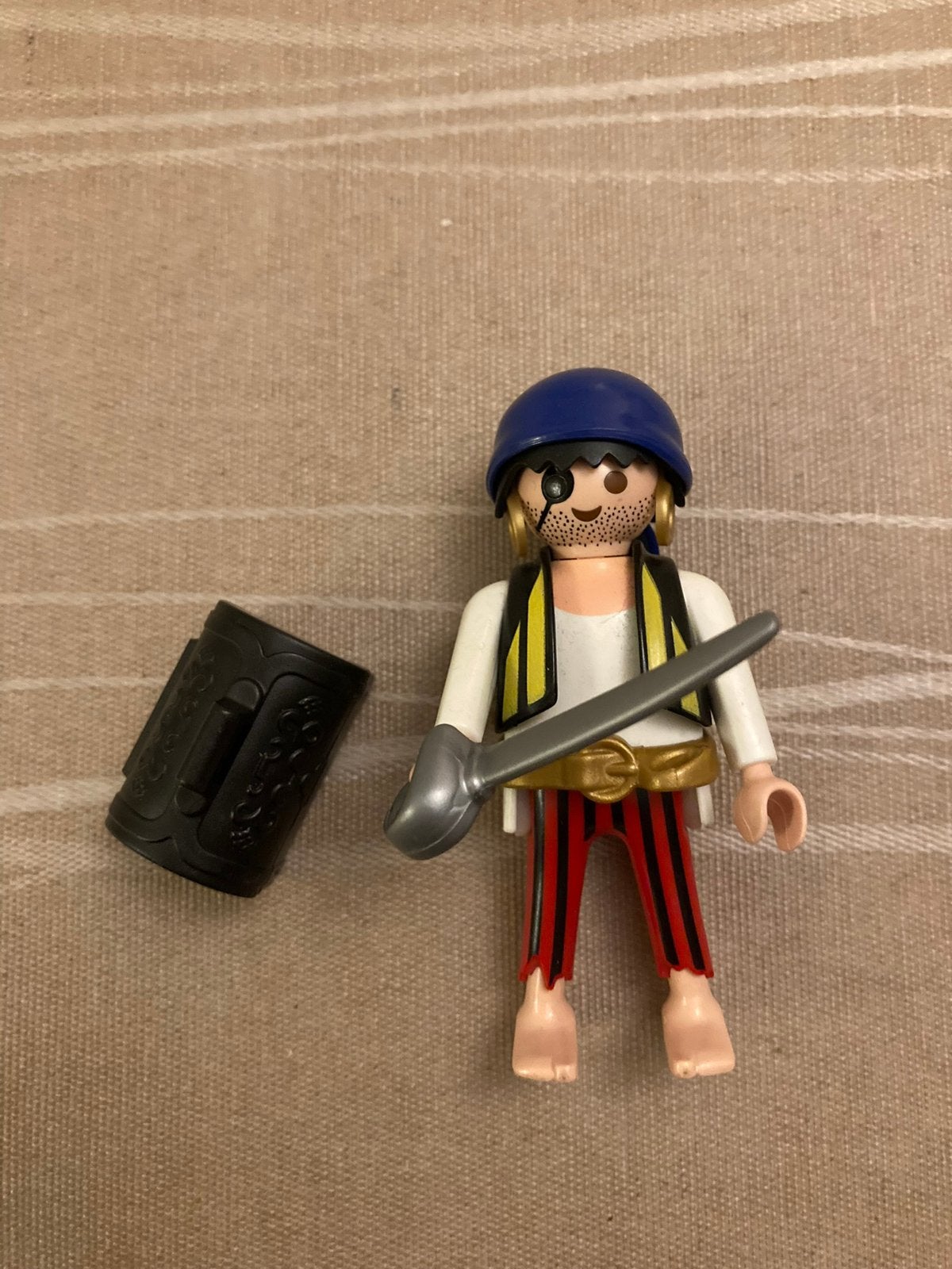Playmobil piraat met piraat.