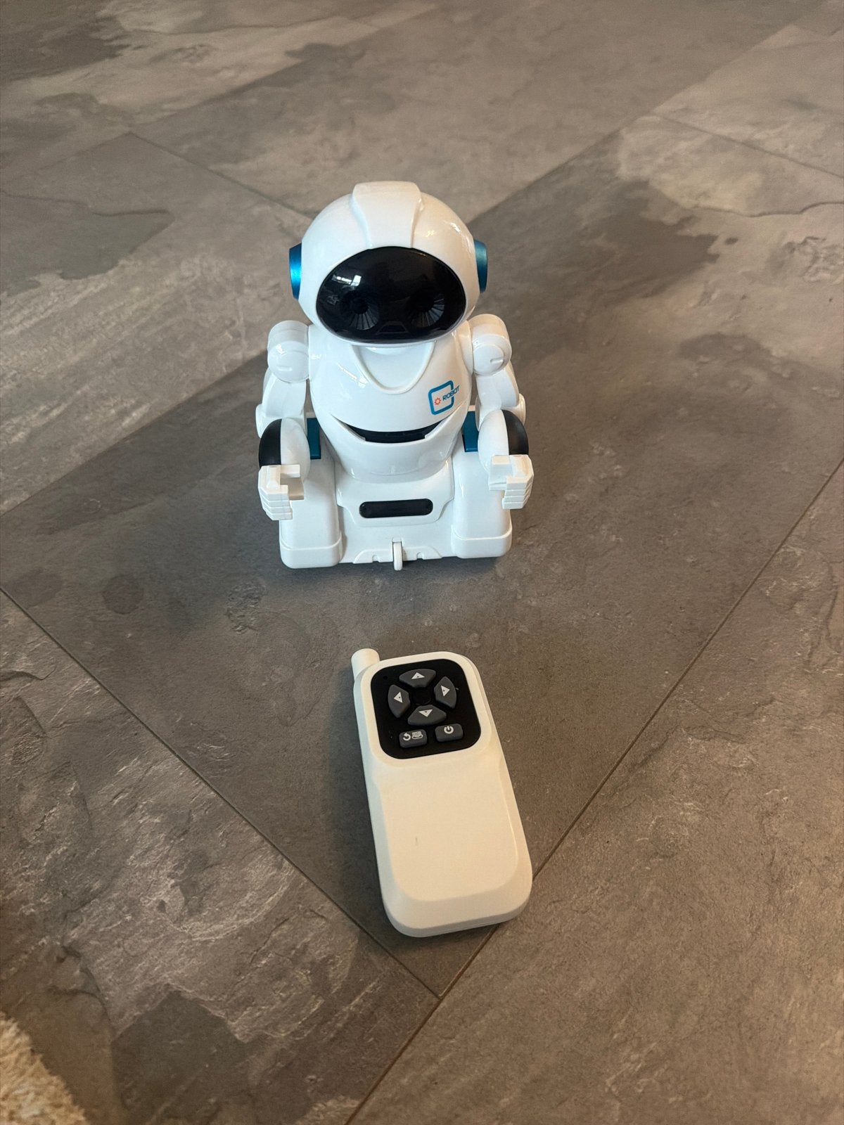 Interactieve Robot met Afstandsbediening, Ophalen of Verzenden, Gebruikt, Jongen of Meisje