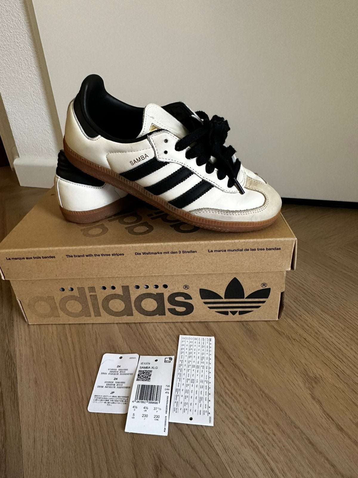 Adidas Samba maat 37,5, Ophalen of Verzenden, Zo goed als nieuw, Overige kleuren, Sneakers of Gympen