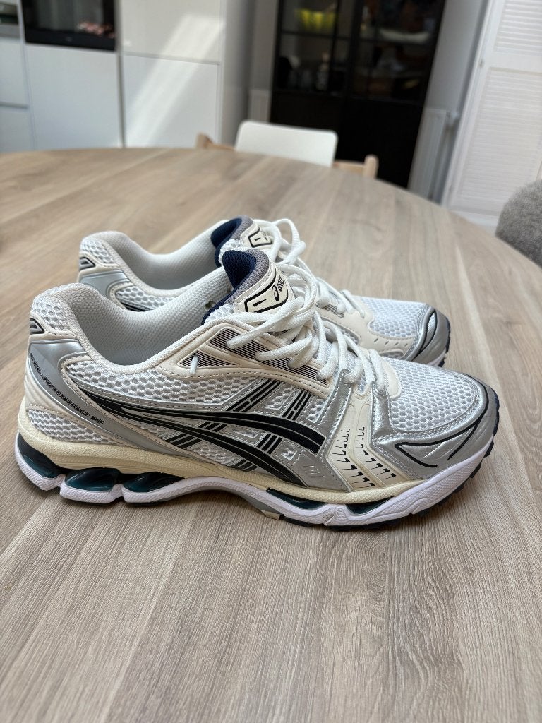Asics, Ophalen, Zo goed als nieuw, Zwart, Sportschoenen